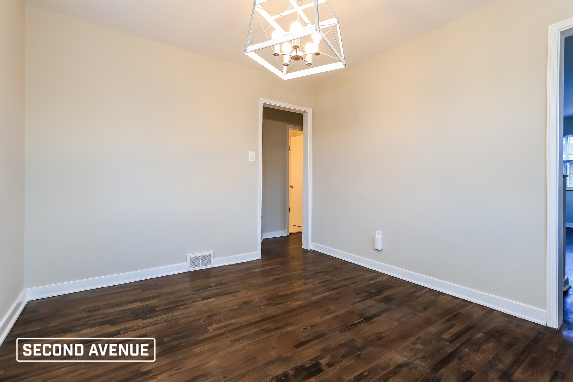3563 Middleboro Rd – photo 5