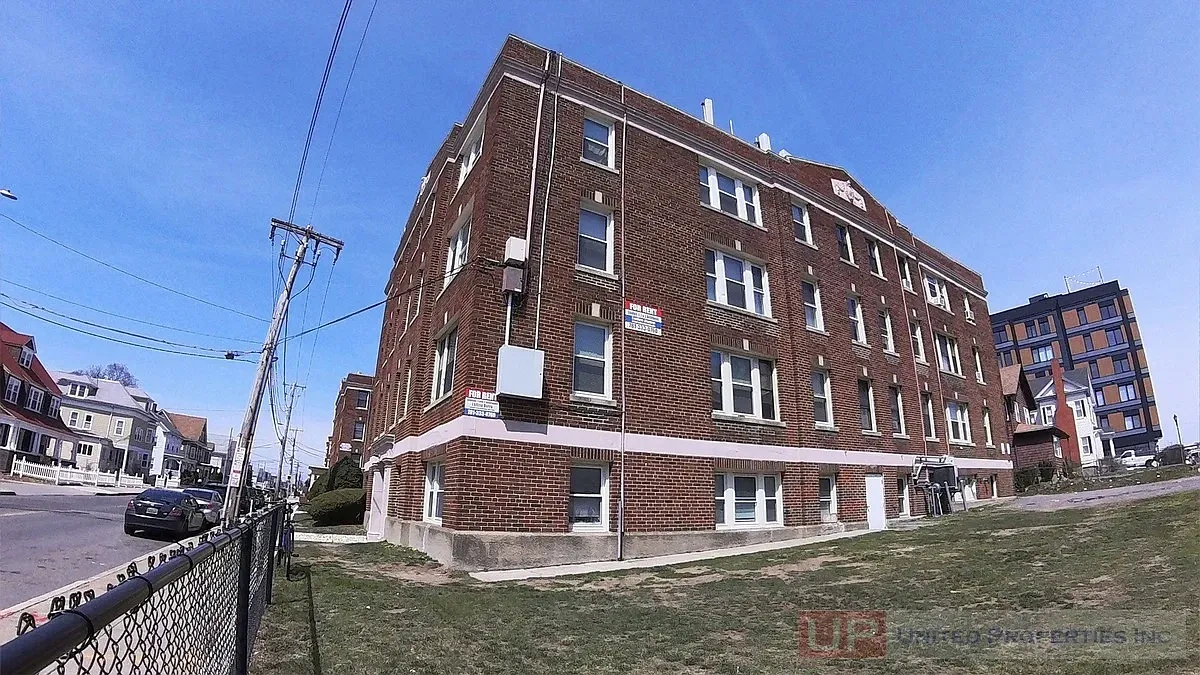 5-15 hancock street – photo 2