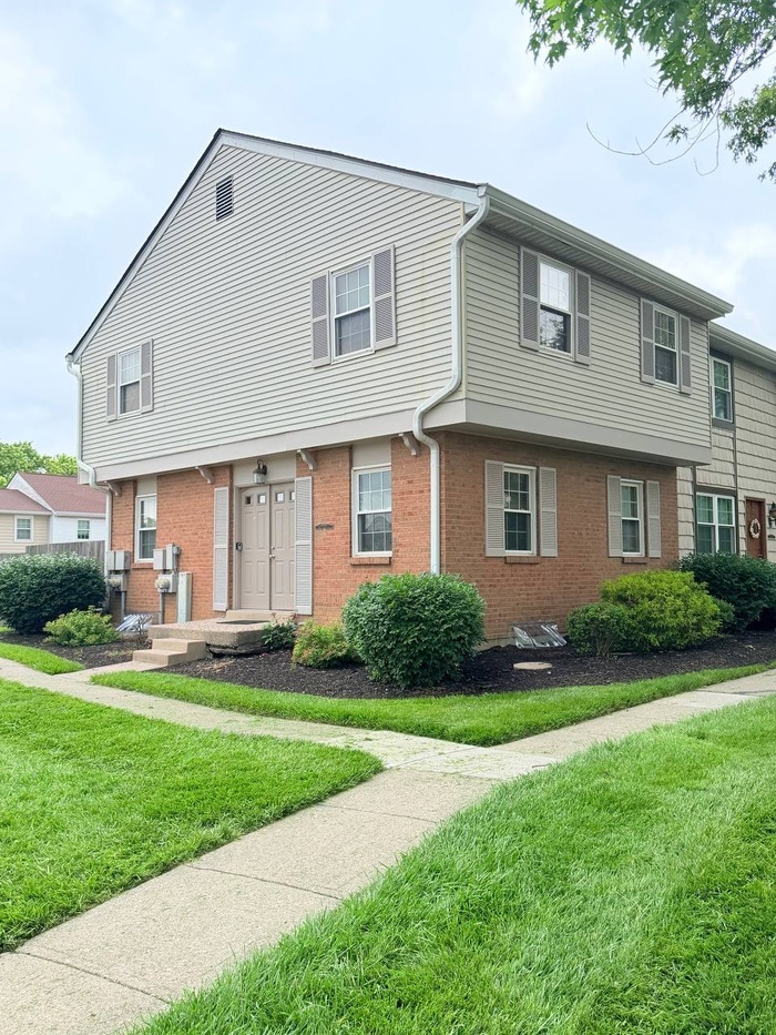 7609 Dover Ct unit 7609 – photo 1