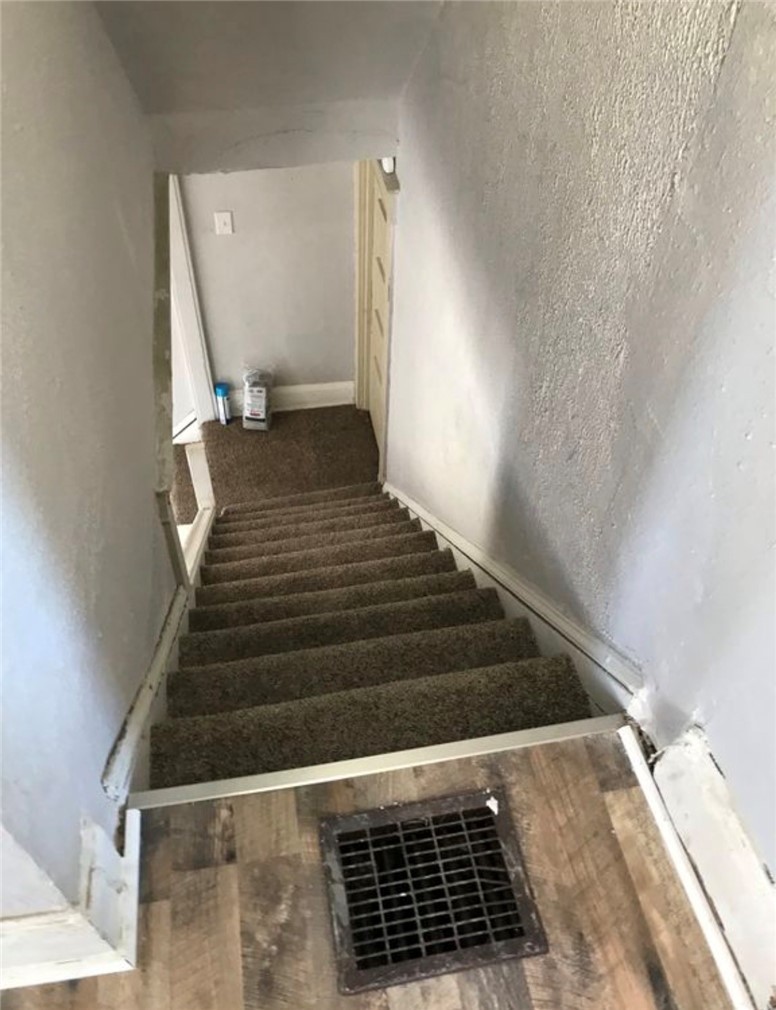 596 Sherman Ave – photo 4