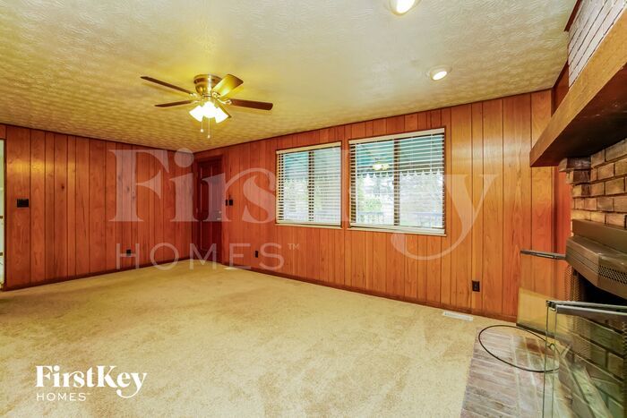 6320 Middleboro Ct – photo 4