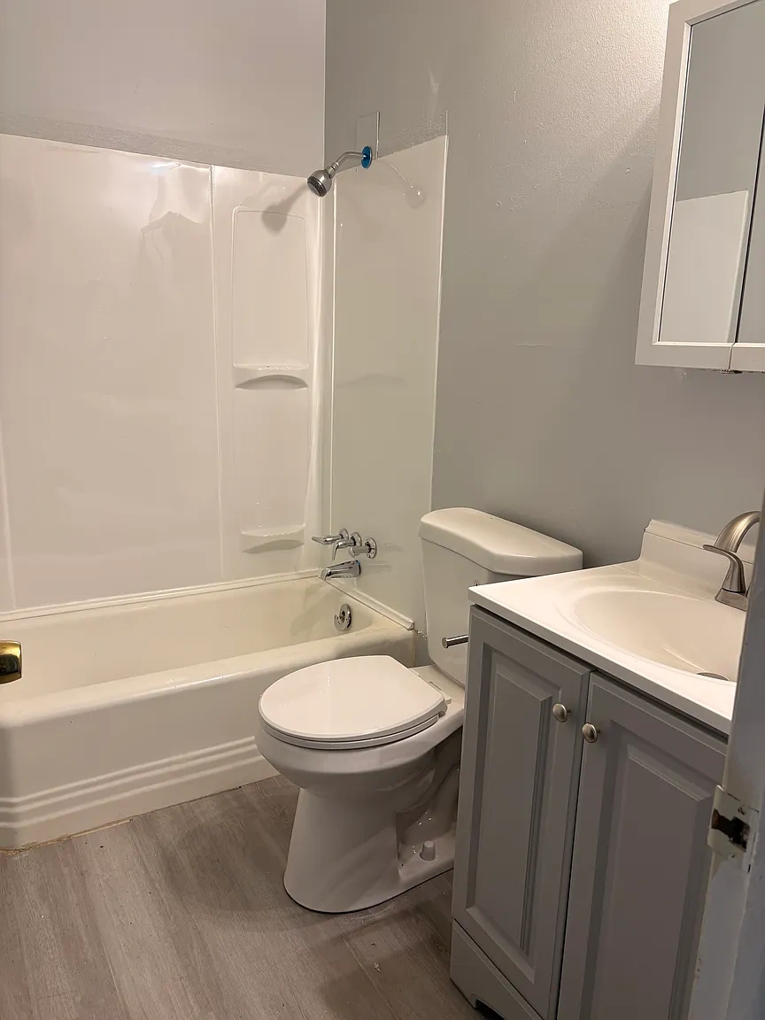 Parkside Villa Apartments – photo 1