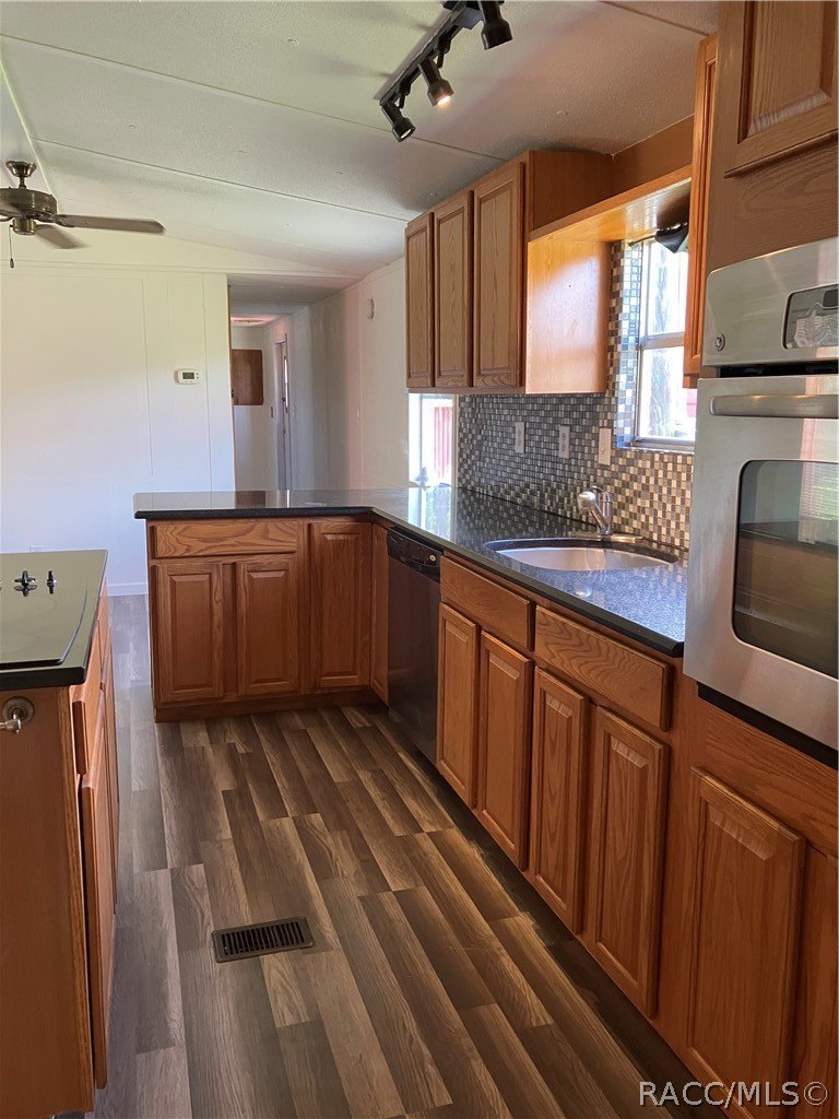 10056 SW 155th St – photo 4