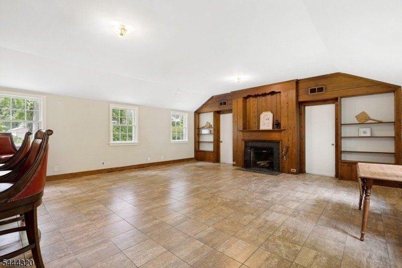 62 Gaston Rd – photo 5