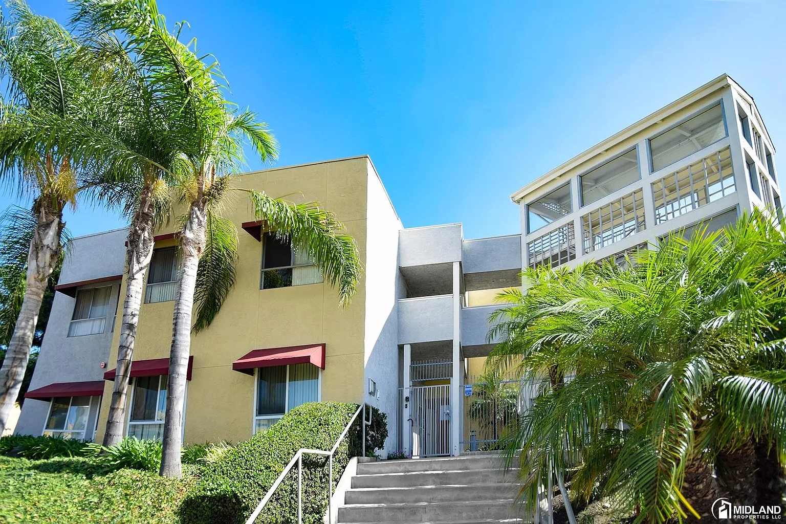 Mesa Point Apartments – photo 2