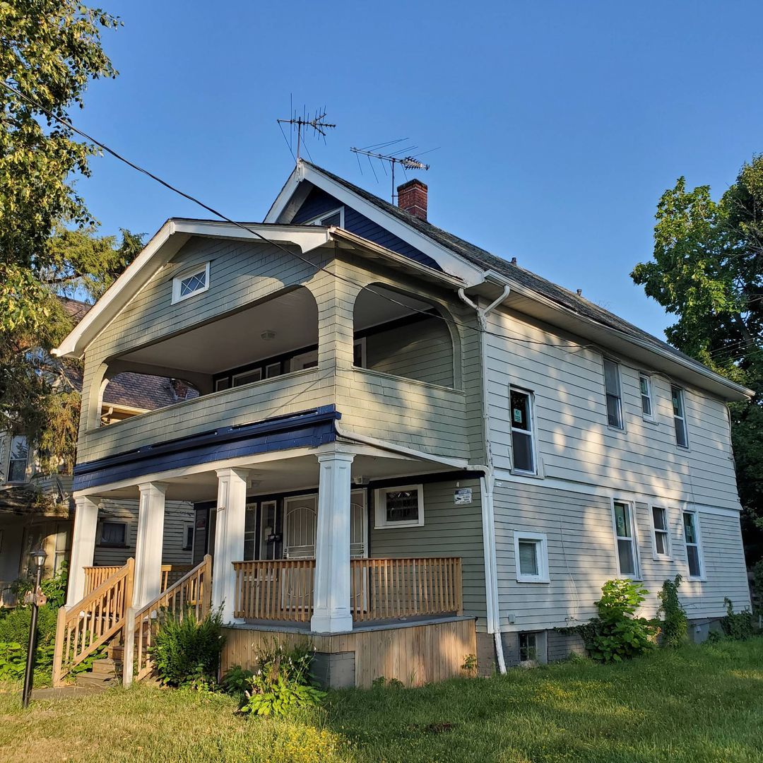 12098 Chesterfield Ave unit Unit 1 – photo 4
