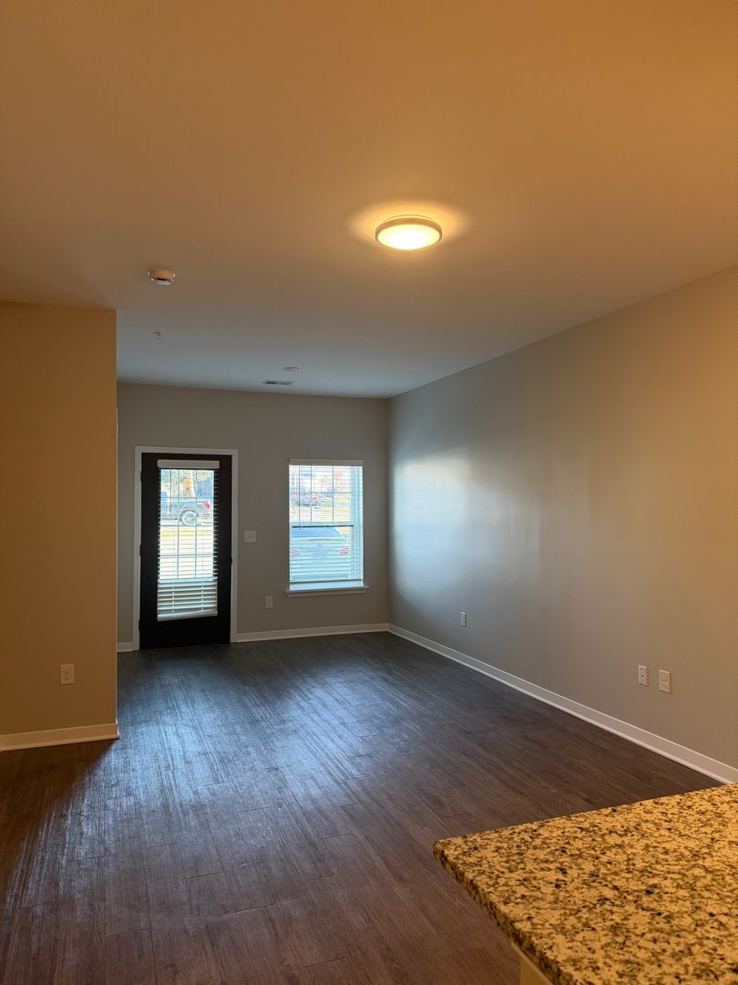 316 Main St unit ROS-104 – photo 2