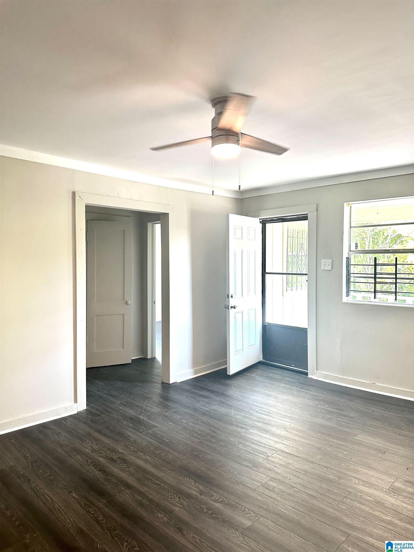 328 54th St #B – photo 5