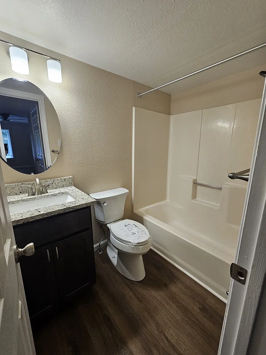 Pine View Apartments – photo 5