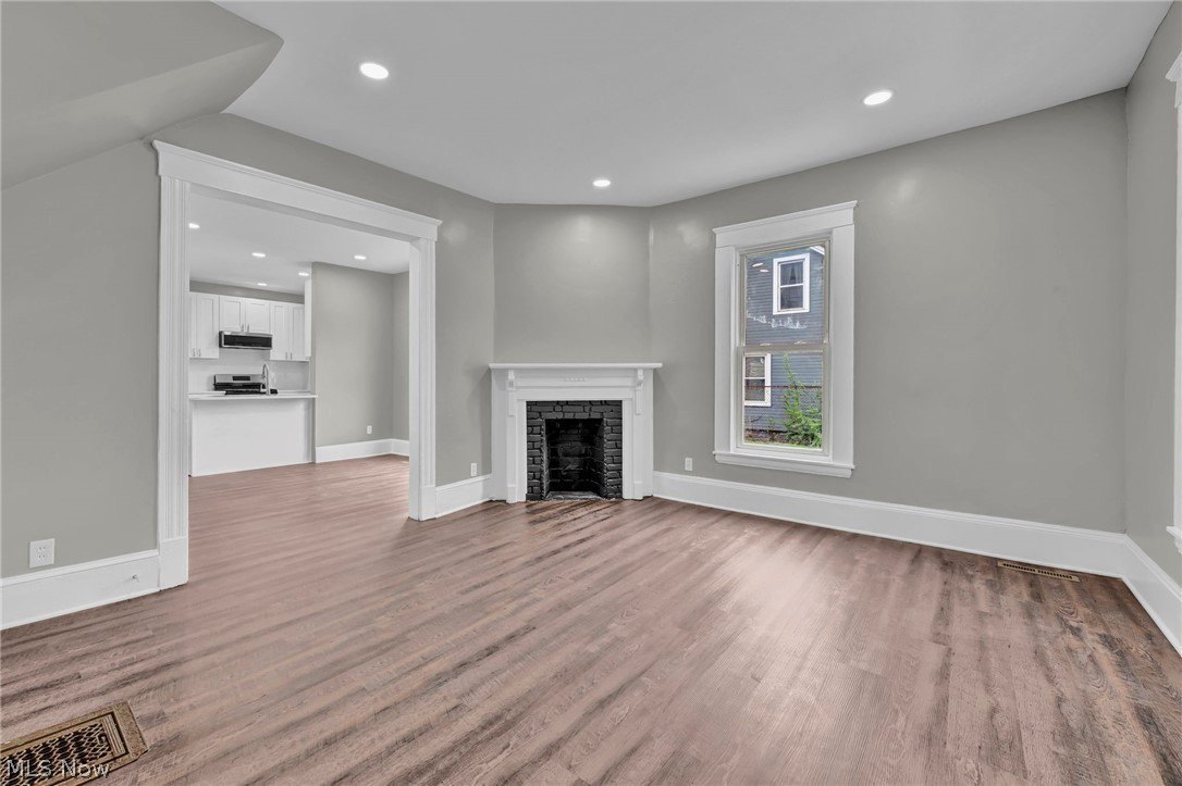 2221 E 97th St – photo 4