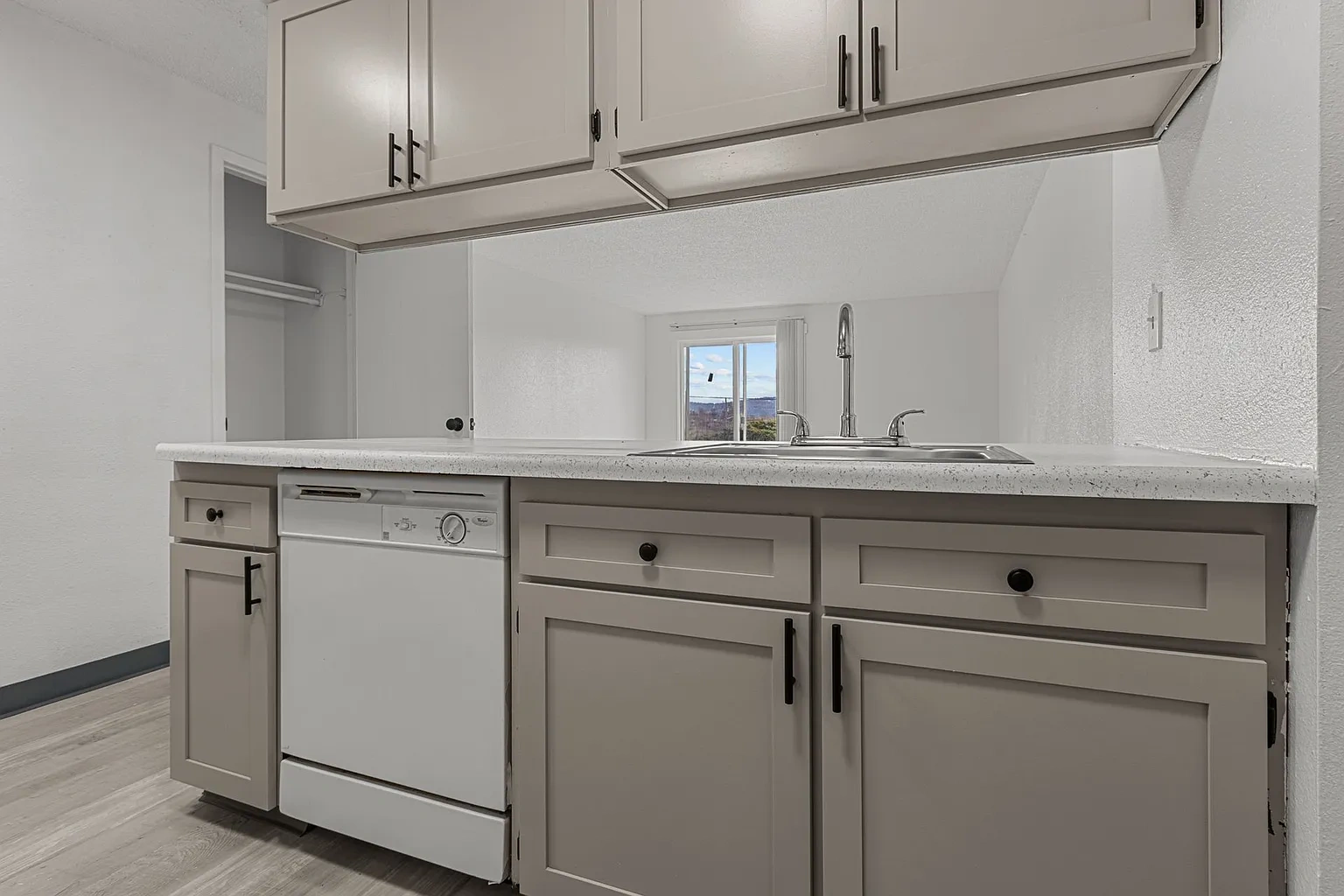 Cedar Green Apartments – photo 5