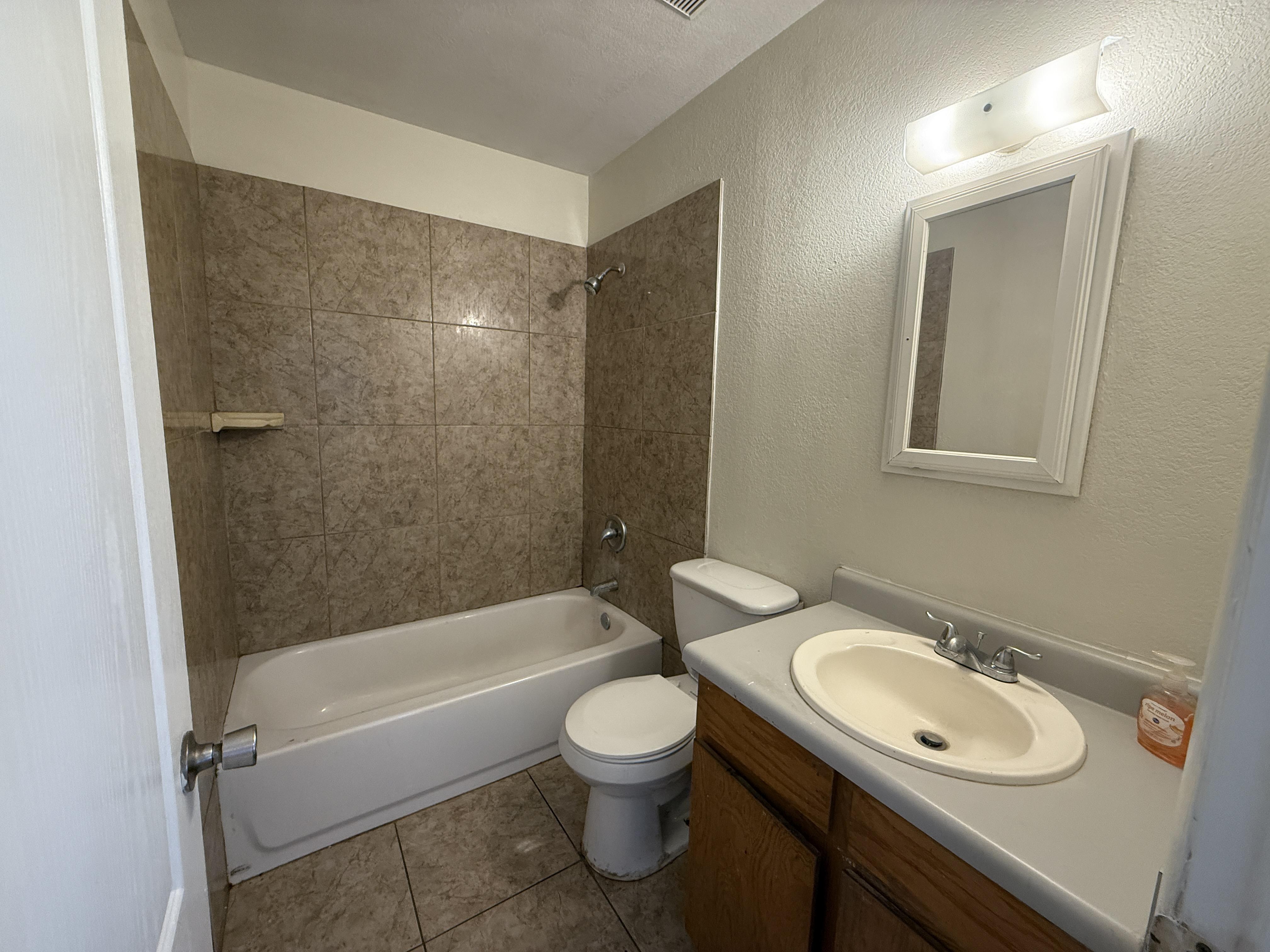 255 E 23rd St – photo 5