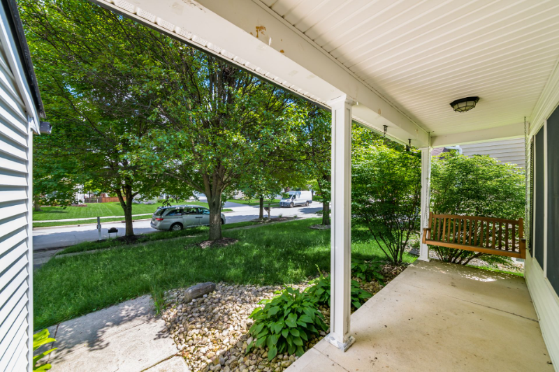 8607 Clover Glade Dr – photo 2