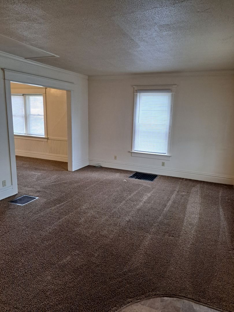 1707 Bayer Ave – photo 2