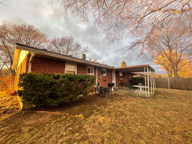 5756 Kendon St – photo 4
