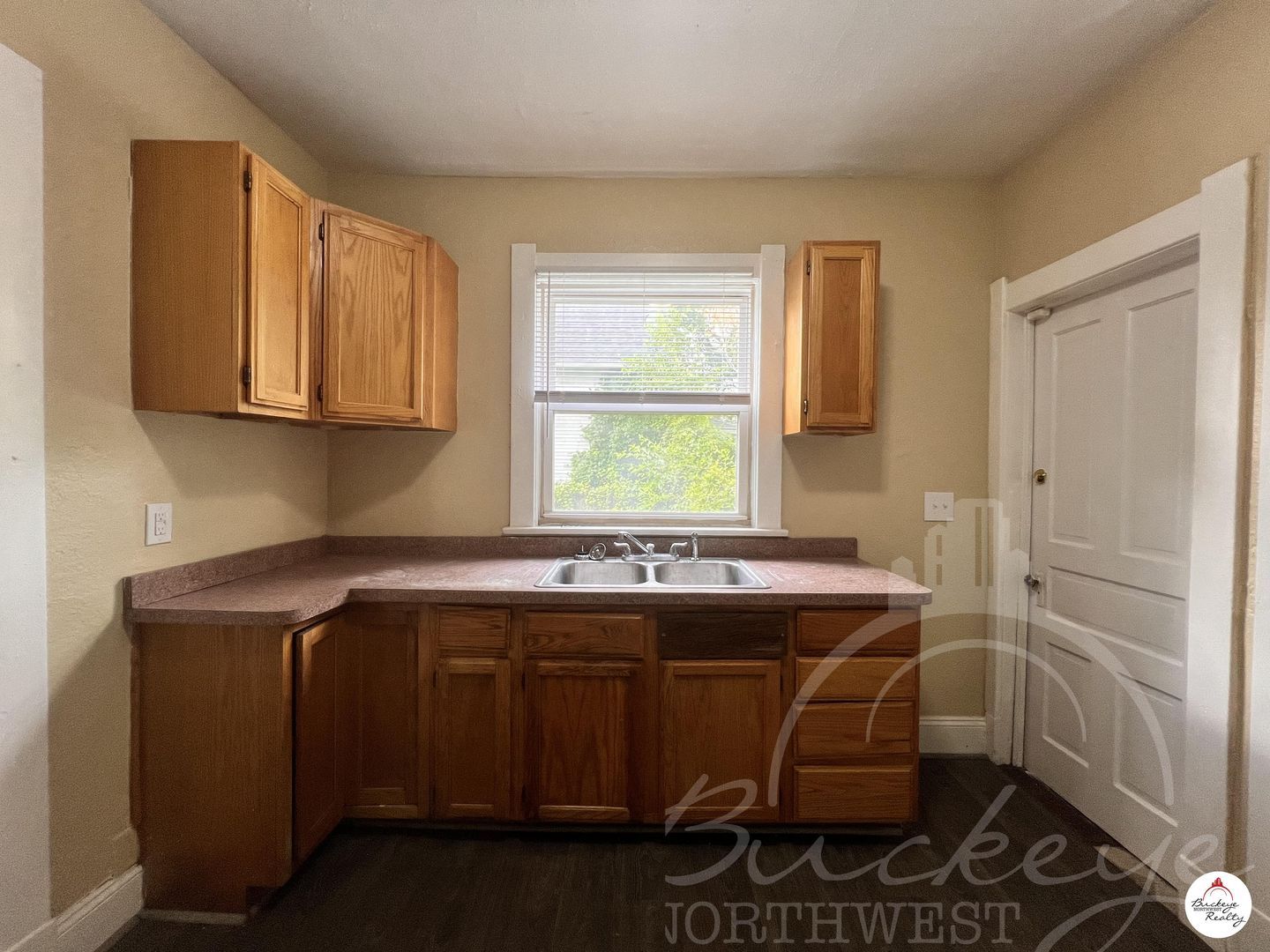3113 Scottwood Ave unit Lower – photo 5