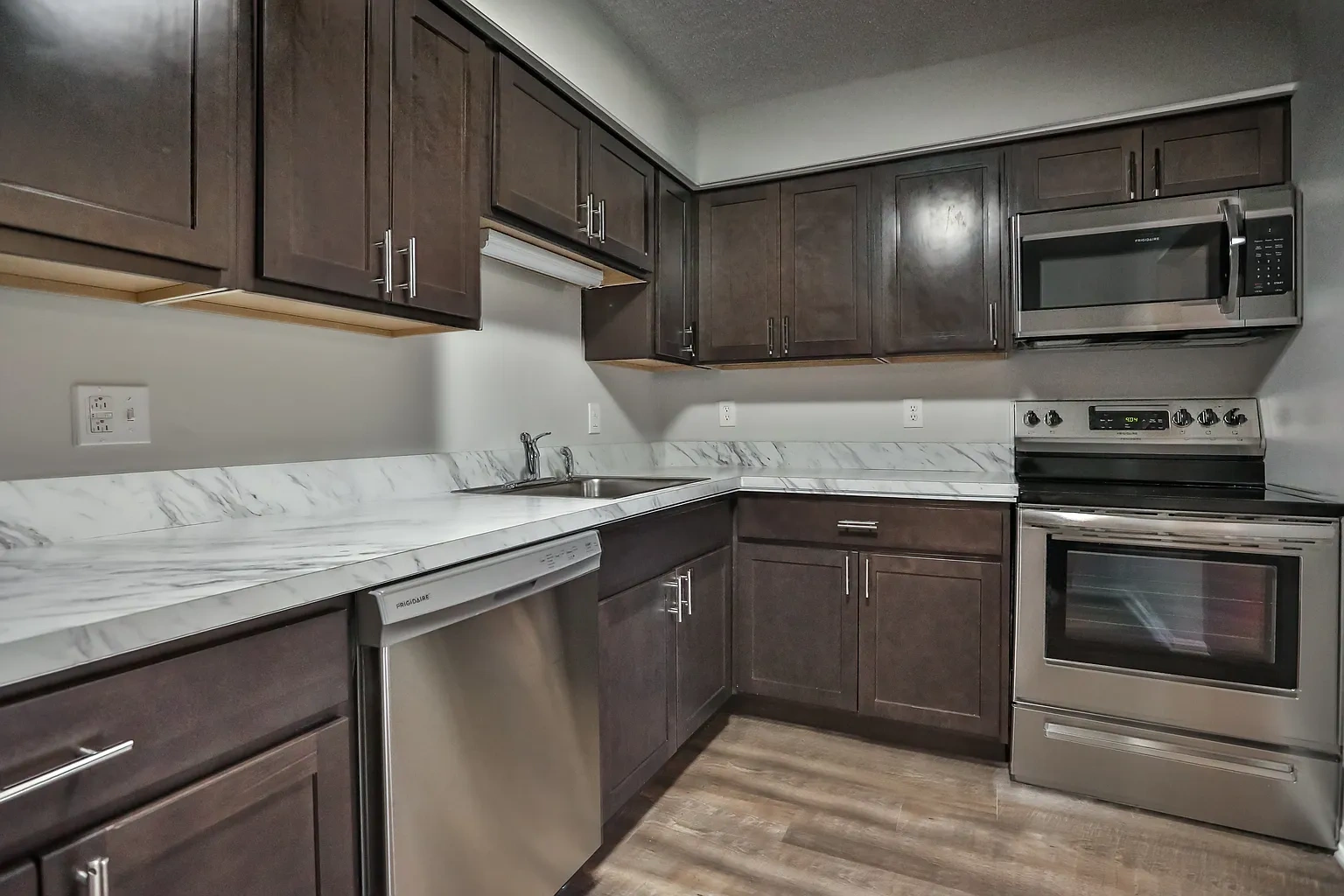 Adams Station Apartments – photo 5