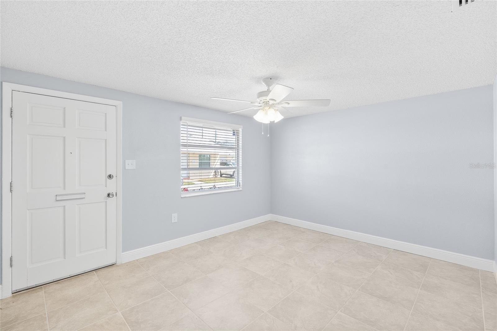 4948 Getner St – photo 4