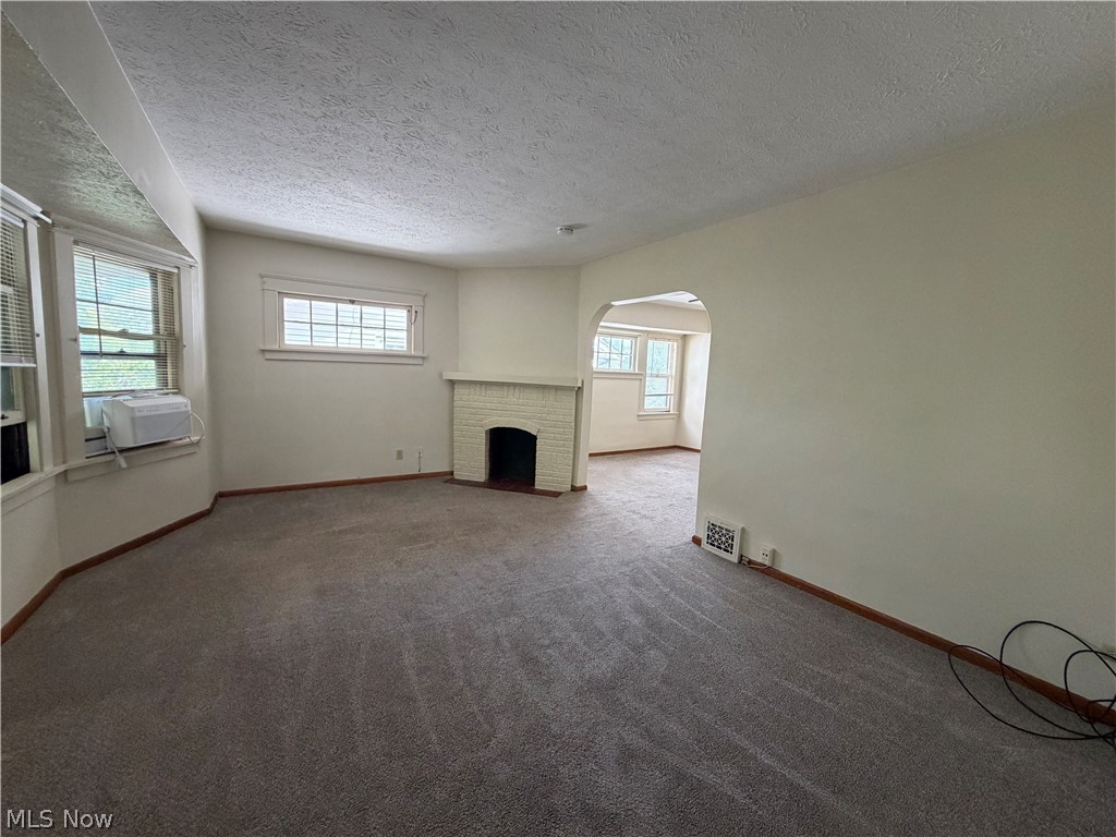 1605 Larchmont Ave – photo 2