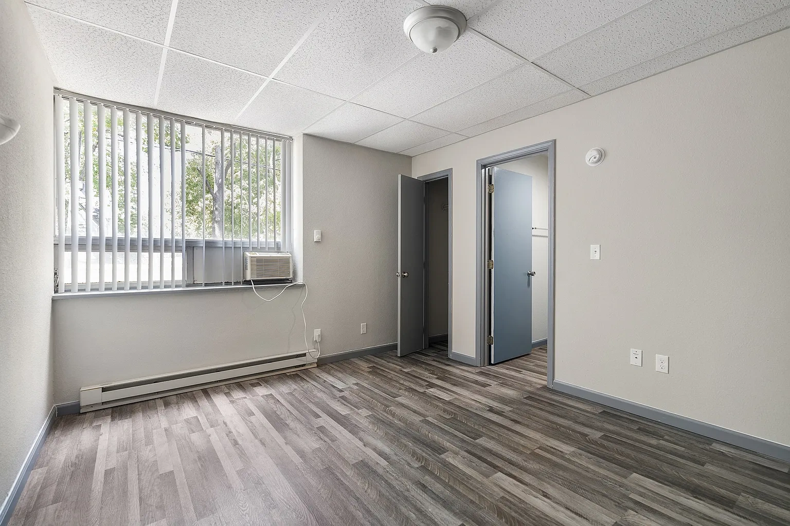 Campus Edge Apts – photo 5