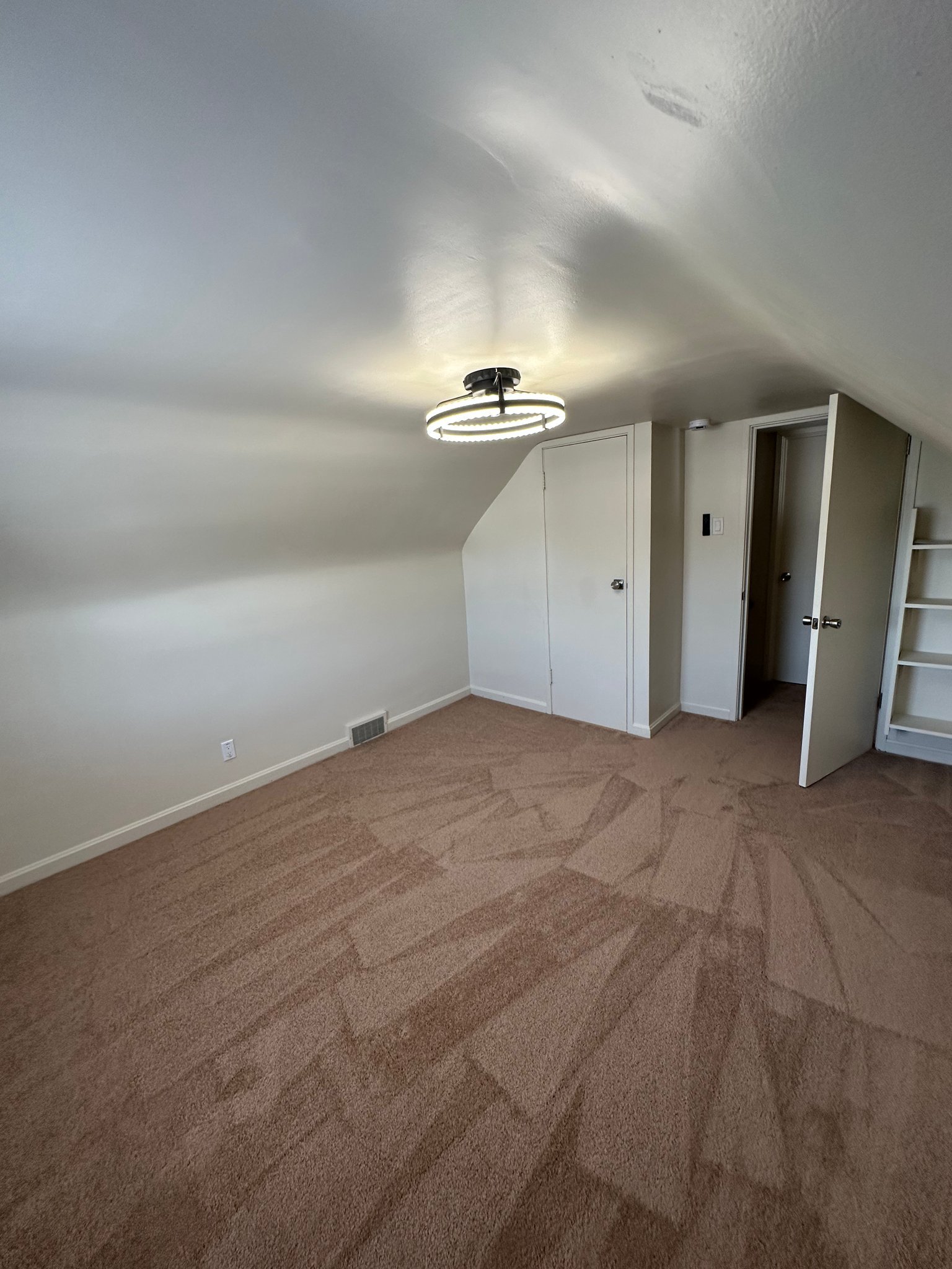 214 12th St – photo 4