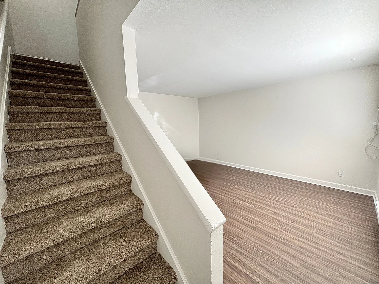 Sundale Townhomes – photo 3
