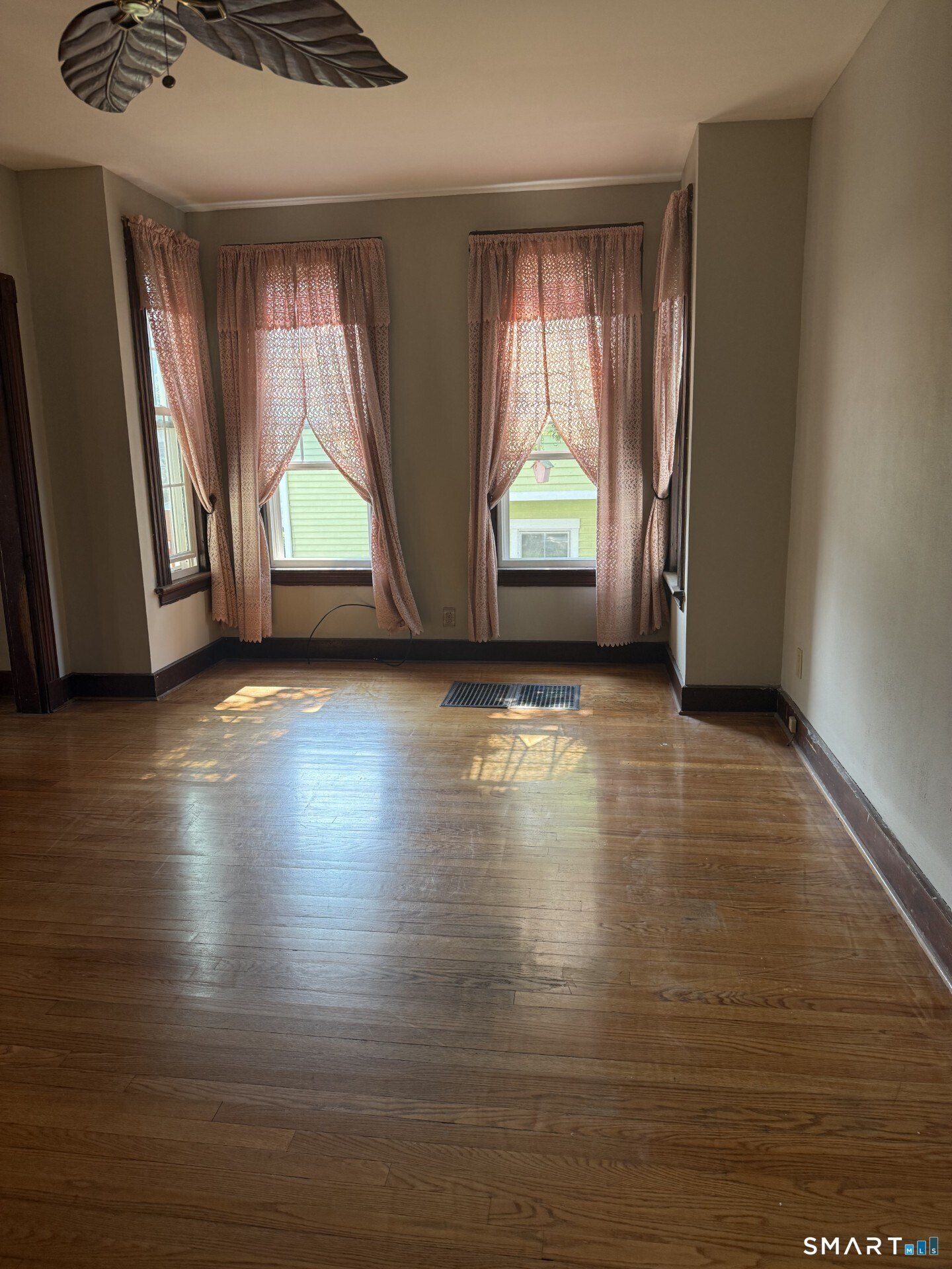 74 Cottage Ave – photo 2
