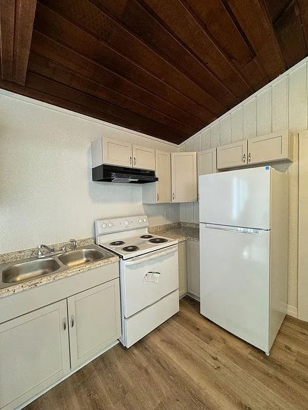 Solstice Valley Mills Apartments – photo 2