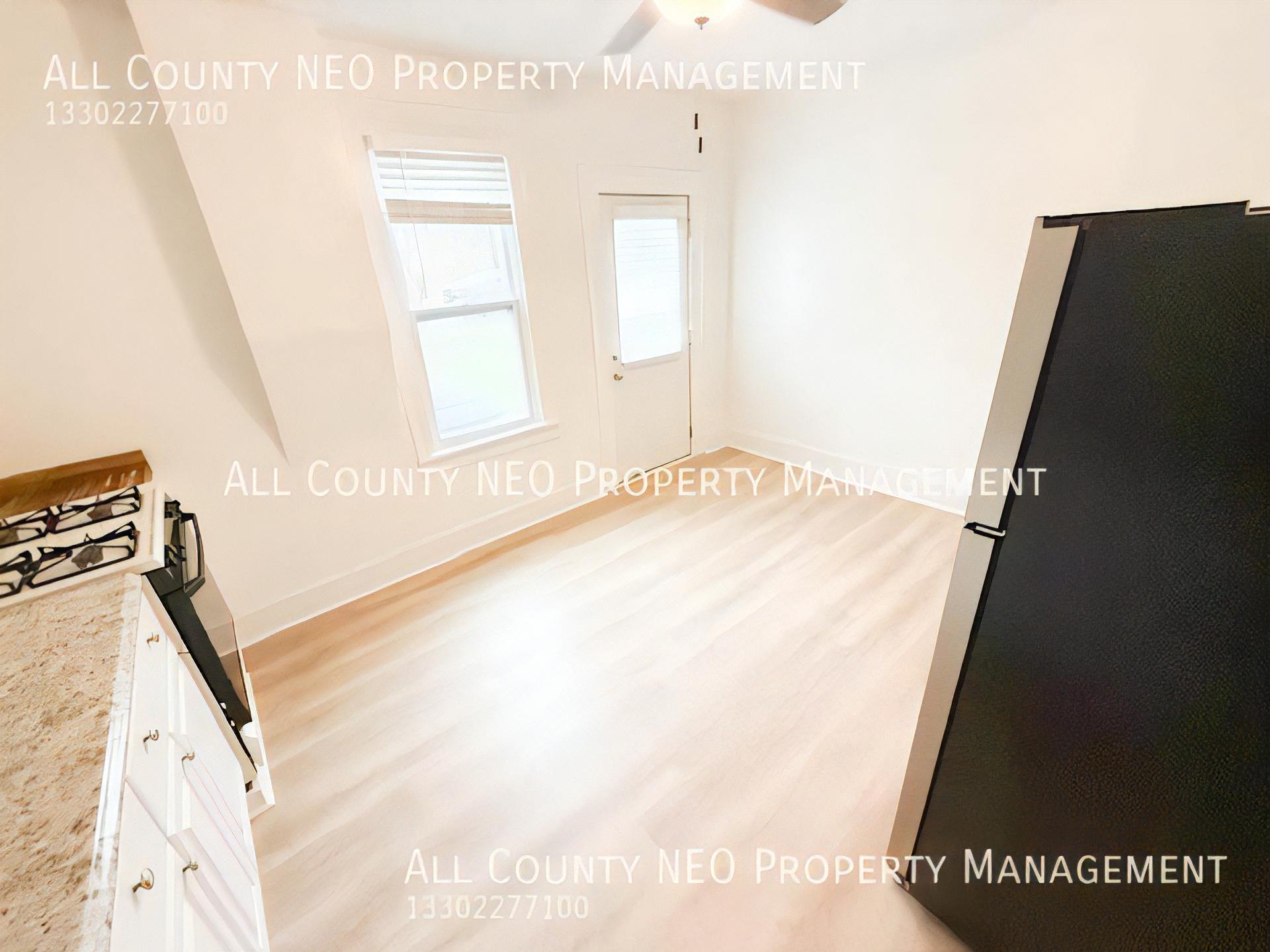 271 Grant St – photo 4