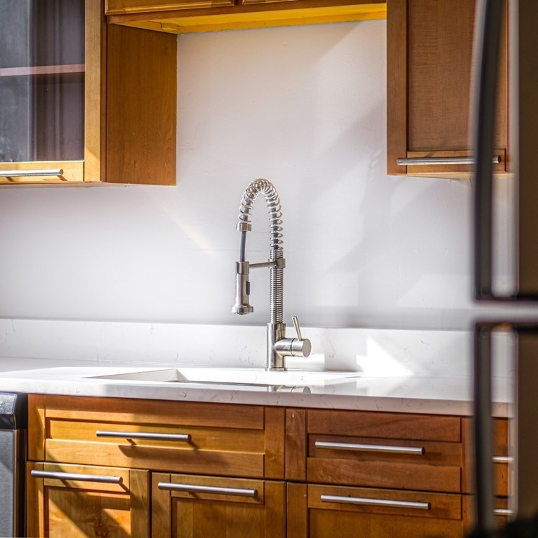 46 Glendale St unit 3 – photo 3