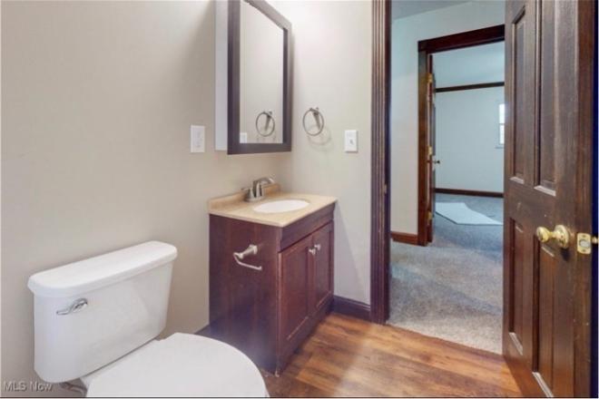 240 Stardust Dr – photo 4