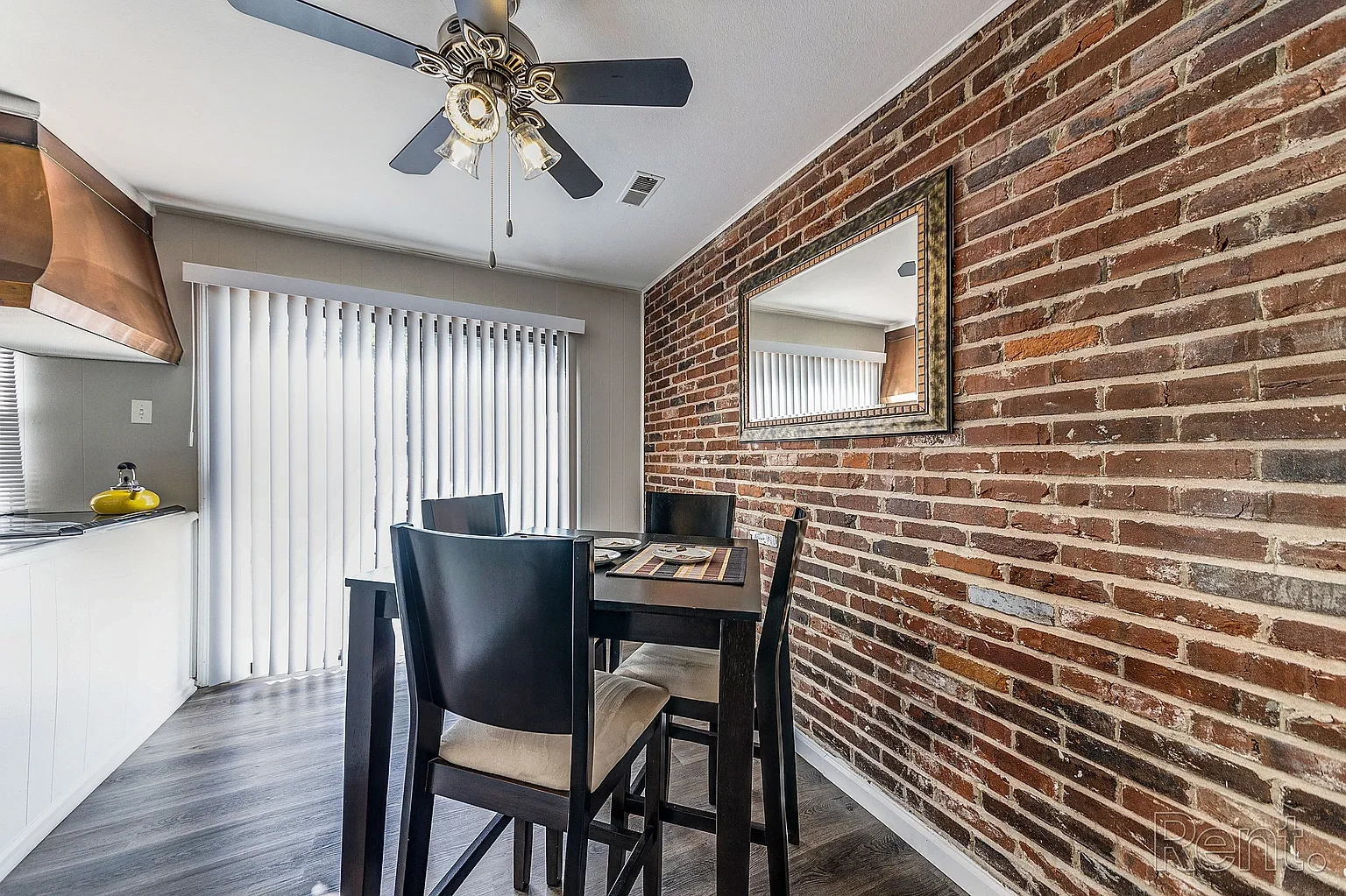 Warson Village Townhomes – photo 5