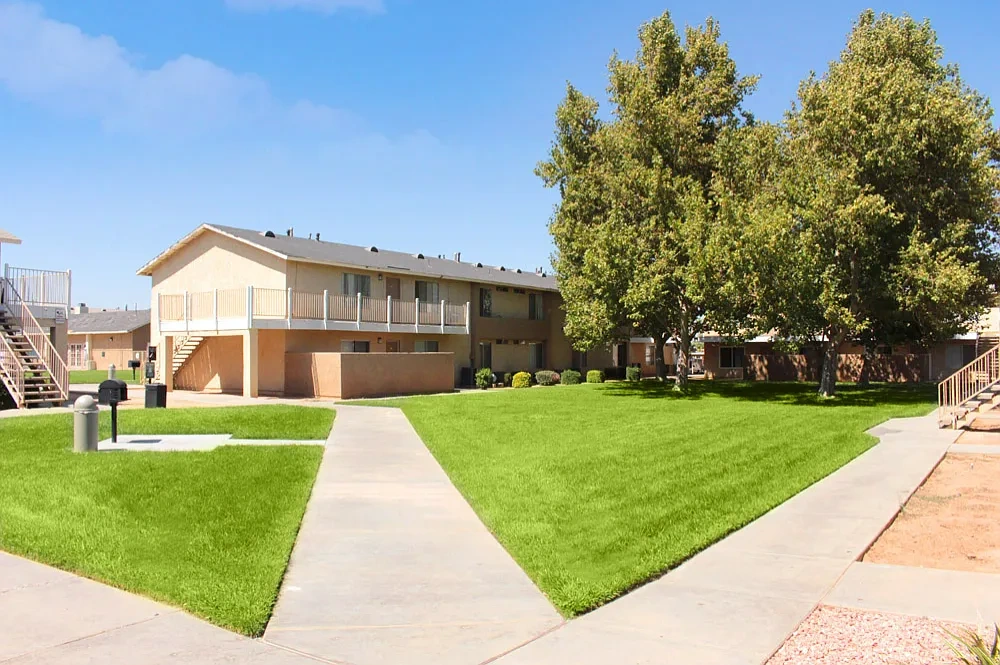 Hesperia Regency Apartments – photo 5