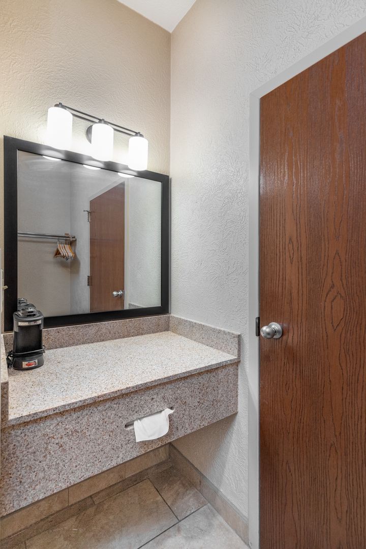 44128 Fairground Rd unit 232 – photo 4