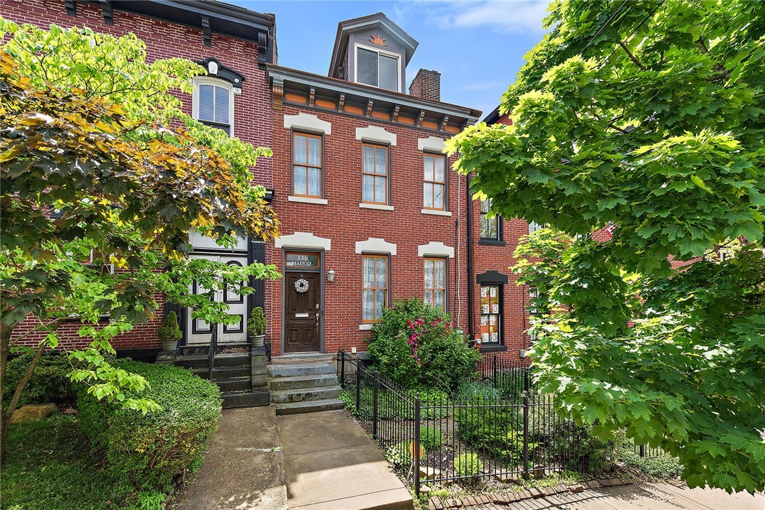 330 Main St – photo 1