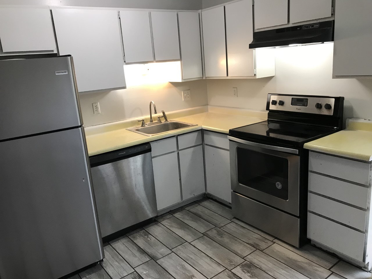 705 Bunker Hill Rd unit # 1 – photo 1