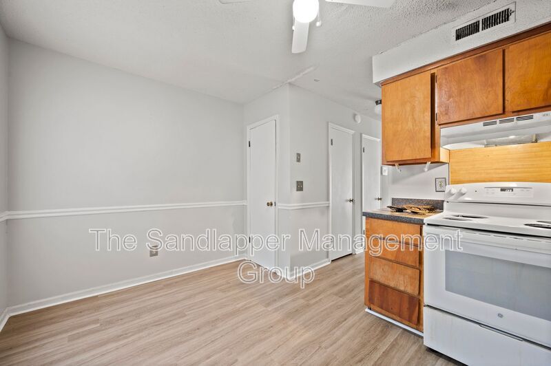 3616 Peppertree Ln – photo 5