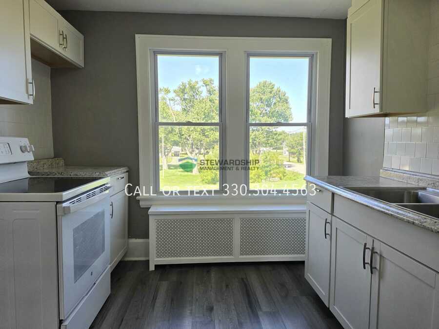 12990 Lincoln Way W – photo 1