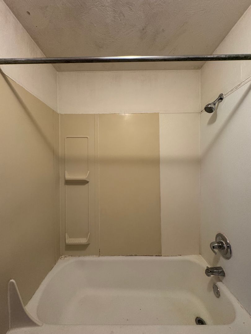 1225 W Freeman St unit 9 – photo 4