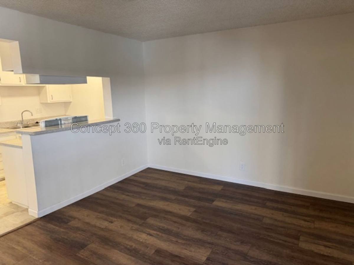 1011 Ohio Ave unit 5 – photo 5