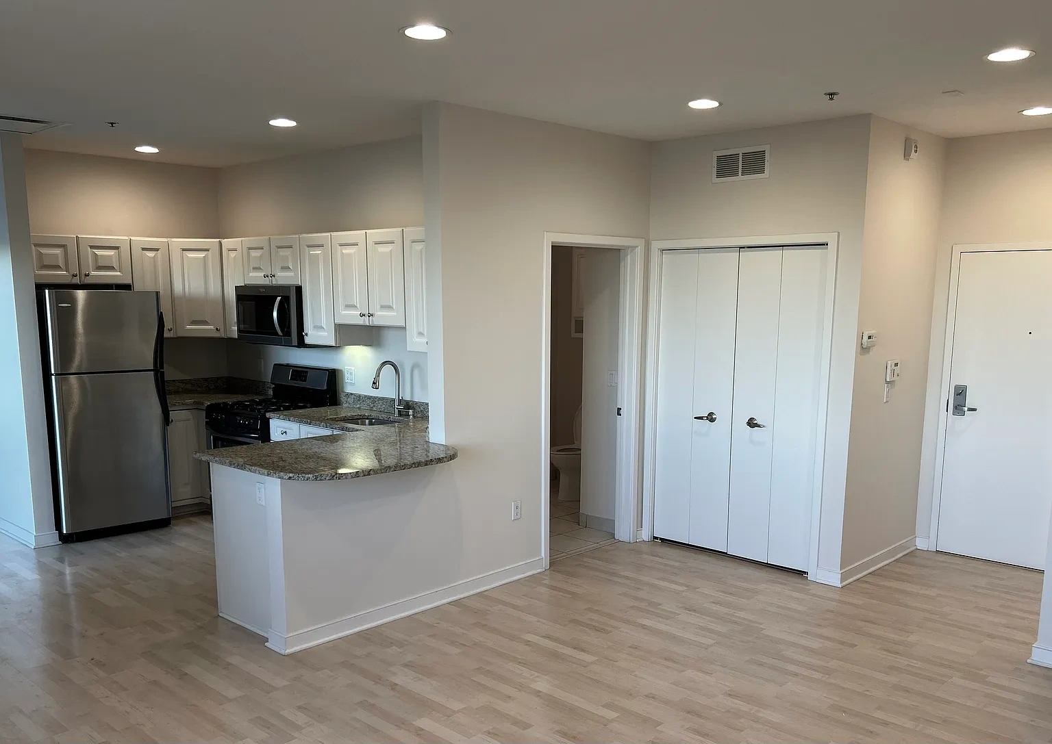 Severance Place Condominiums – photo 1