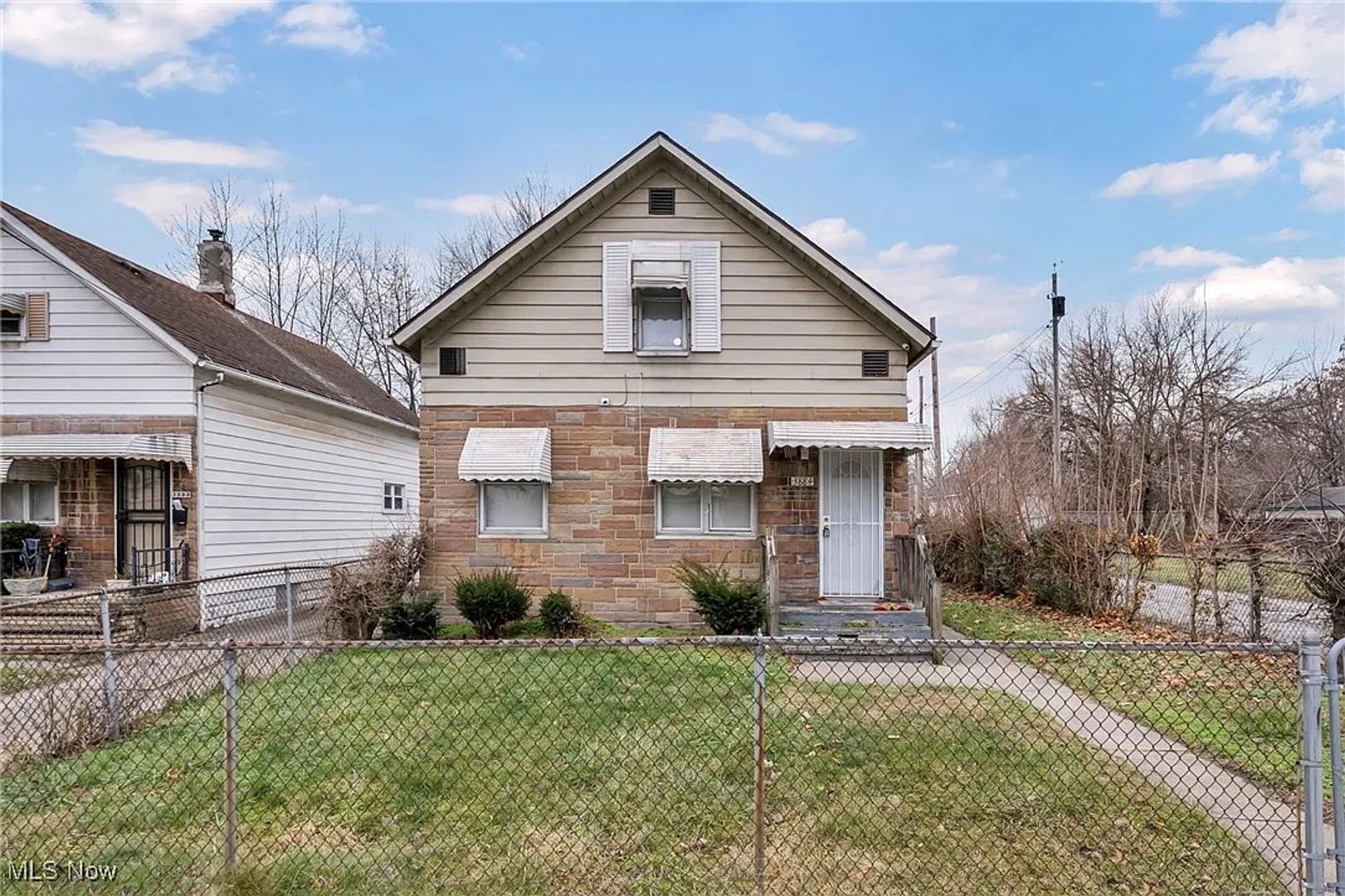 3884 E 54th St – photo 1