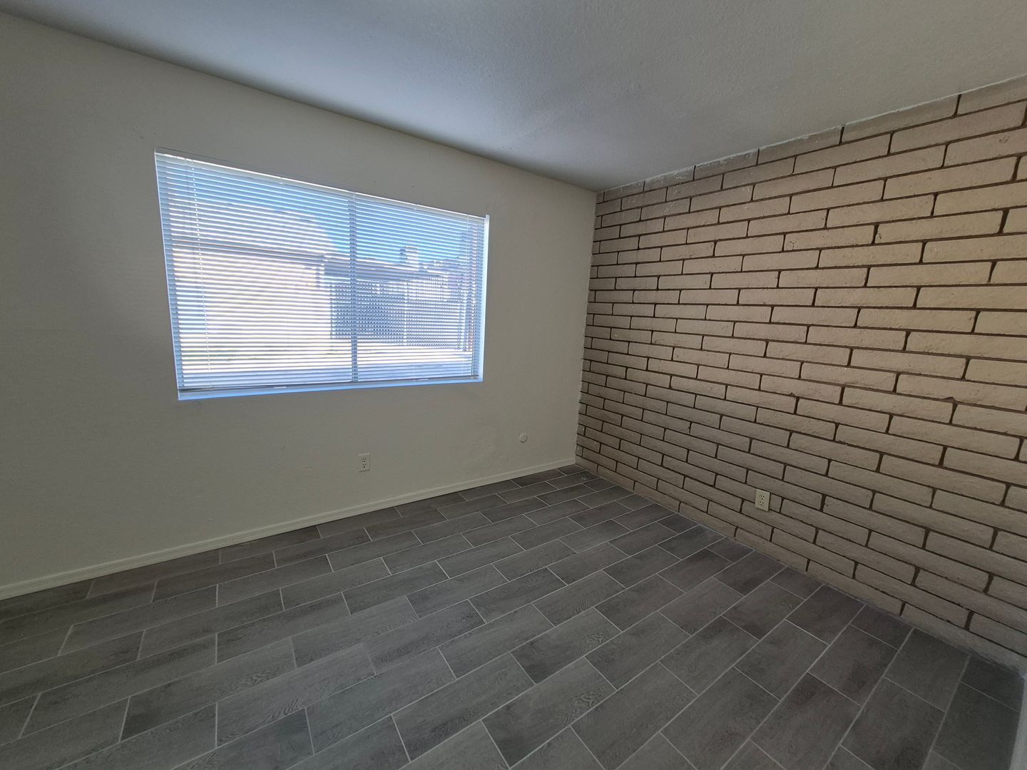 2173 S 1st Ave unit 05 – photo 2
