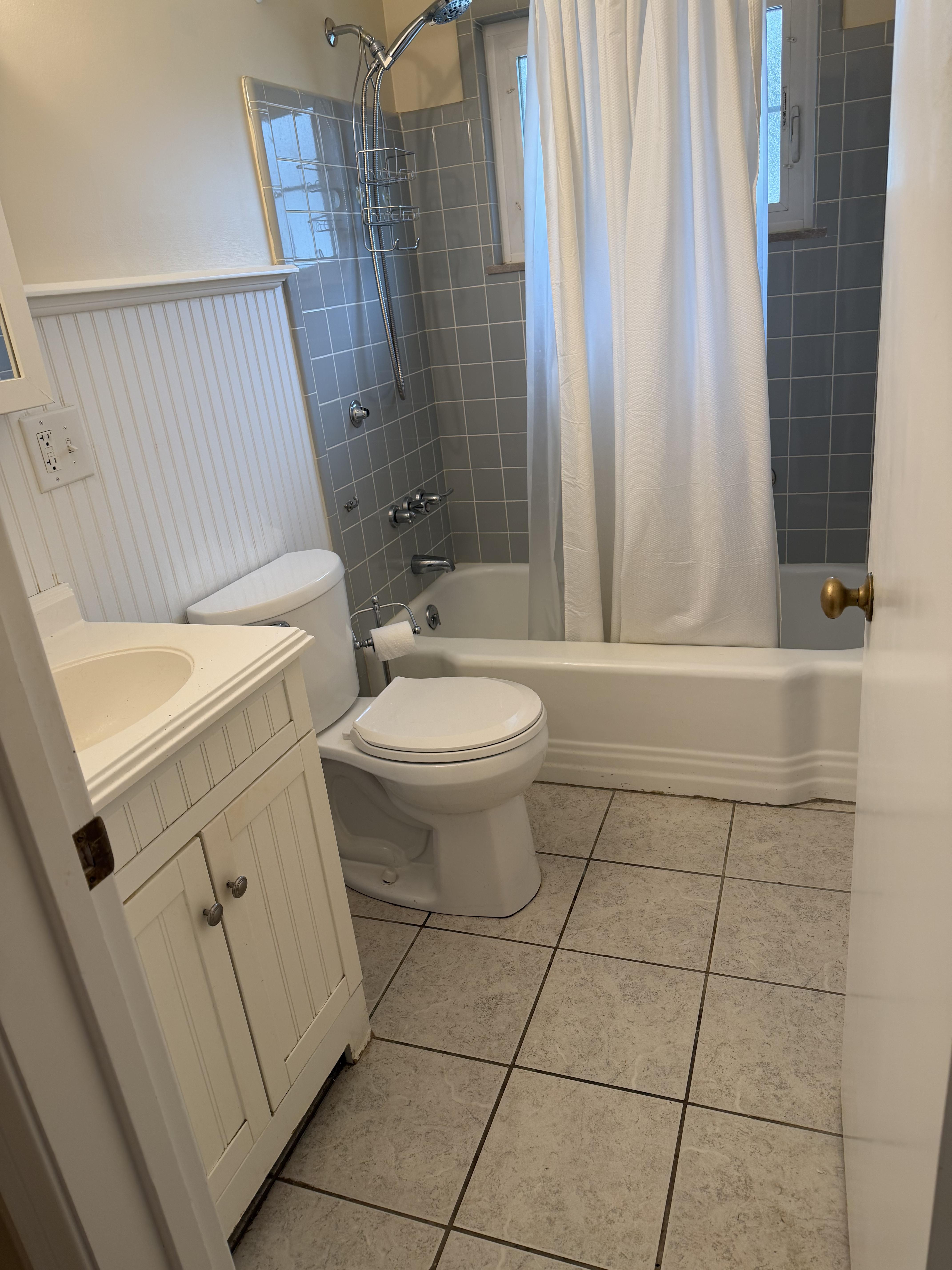 445 N Cassady Ave unit 445 – photo 1