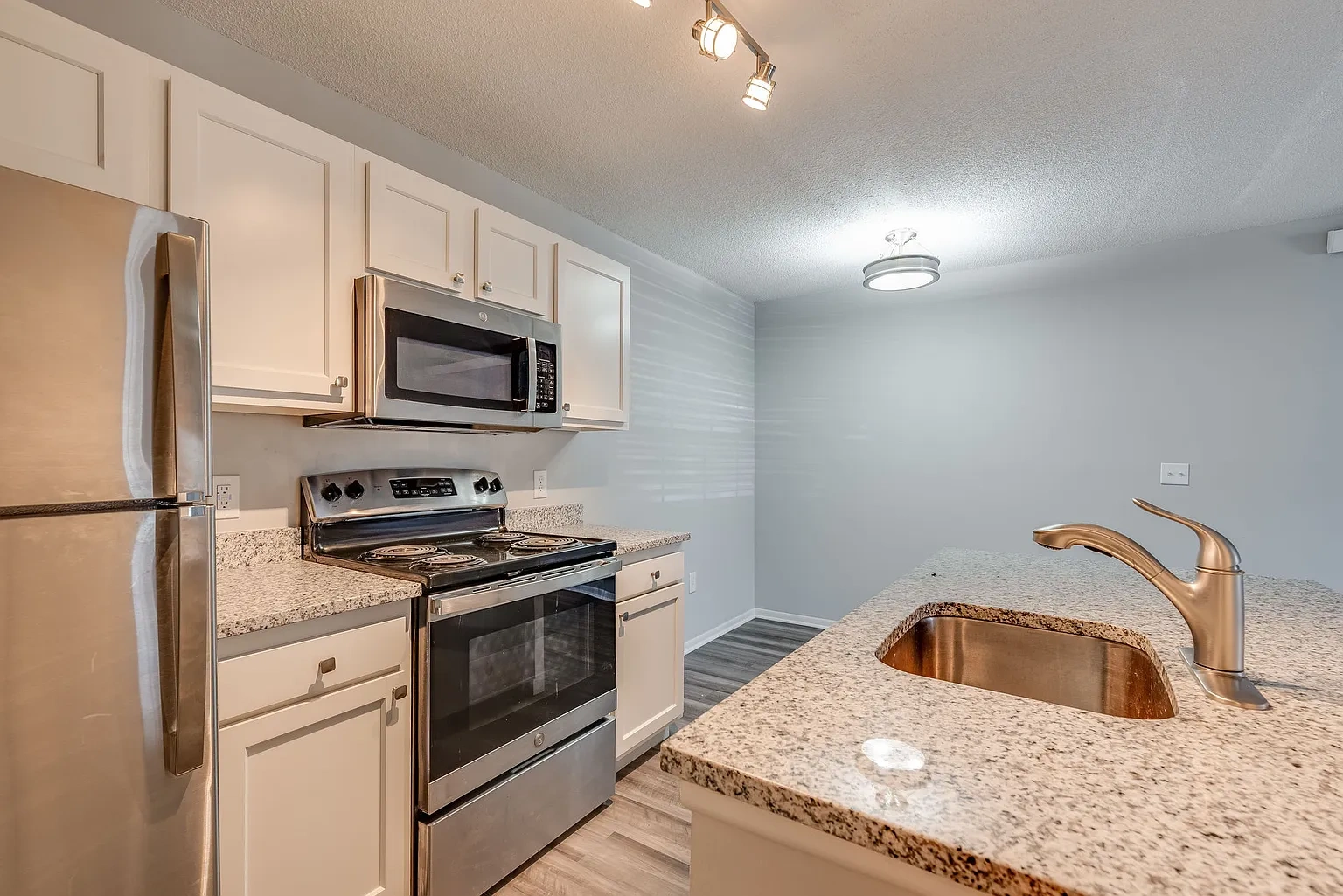 Pierpont Apartments – photo 4