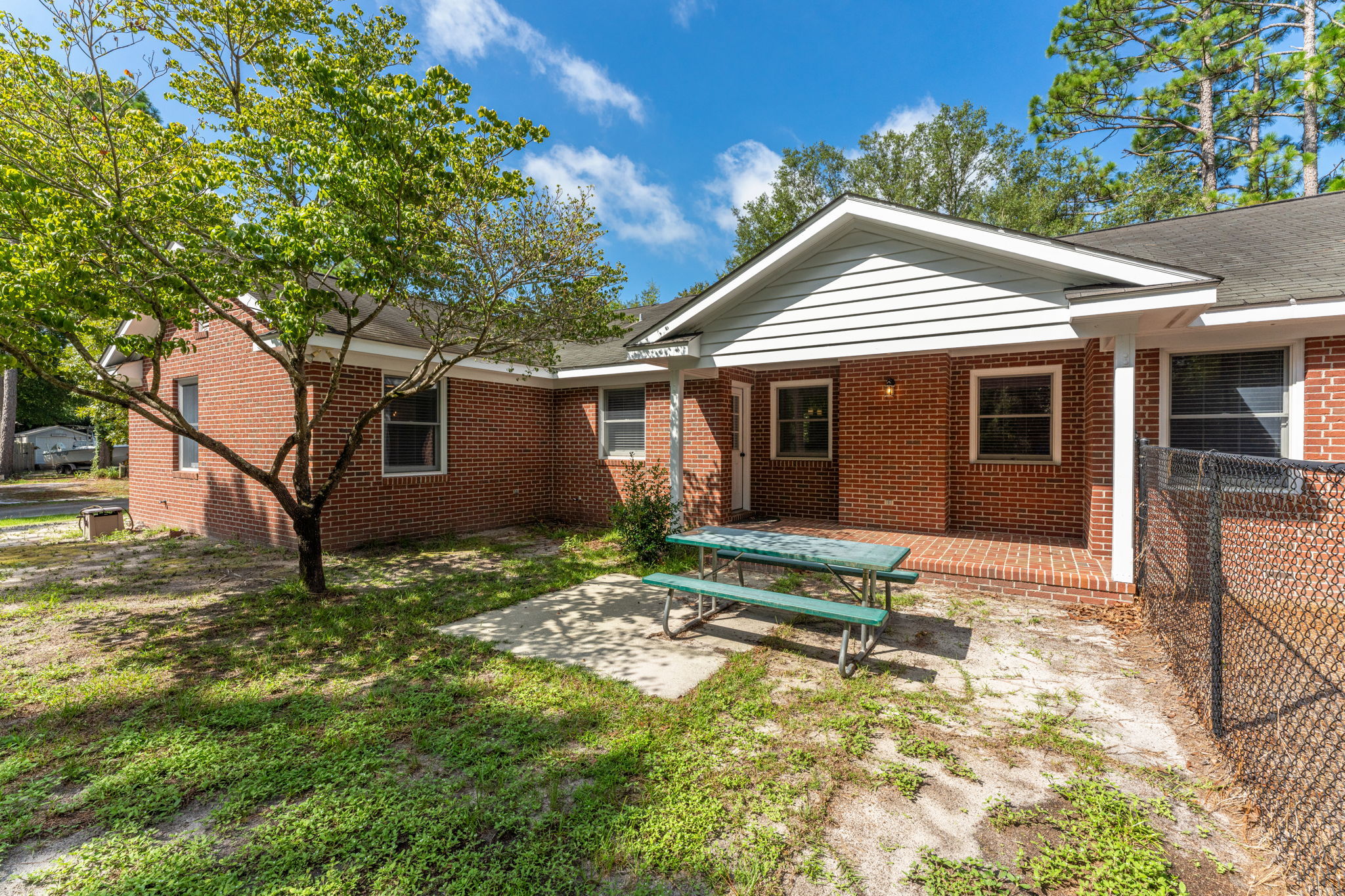 320 Mendenhall Dr – photo 4