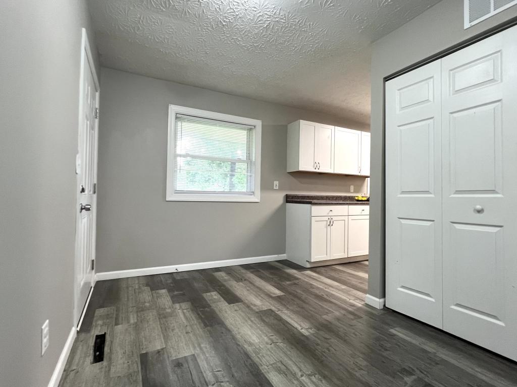 77 Brookhaven Dr – photo 5