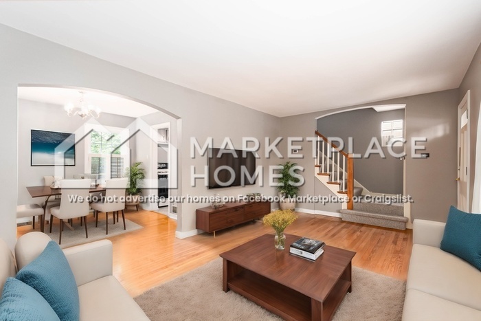 2604 Elm St – photo 3