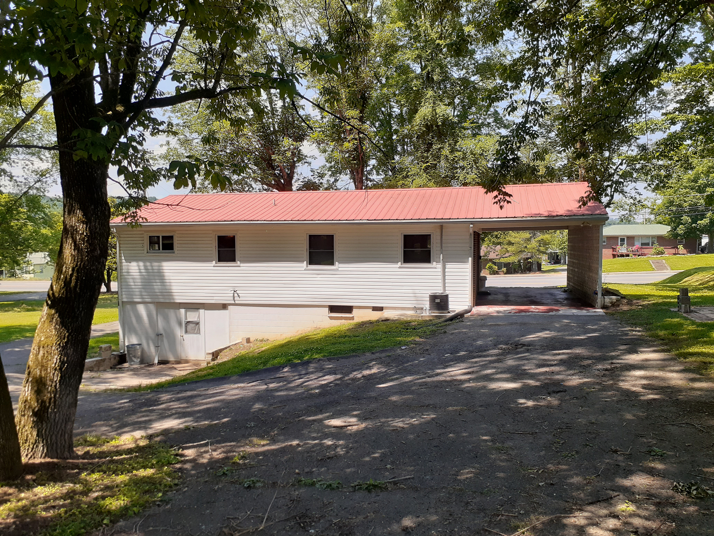 707 S McCrary St – photo 4