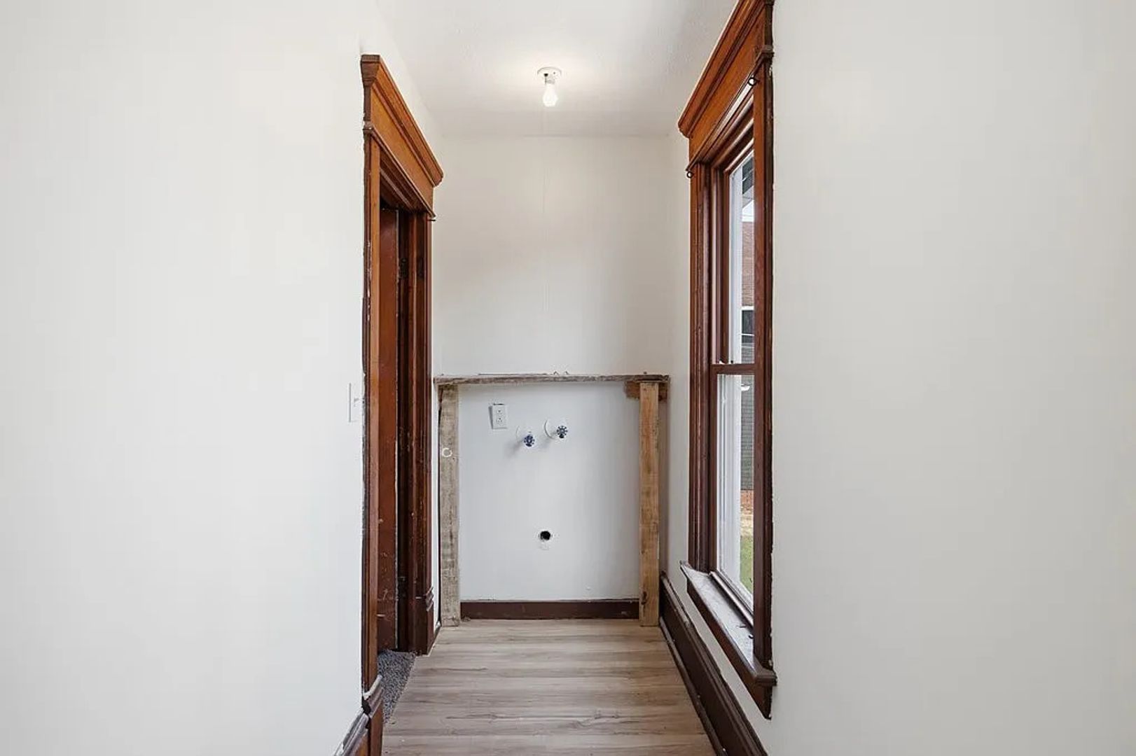 174 Marion Ave – photo 4